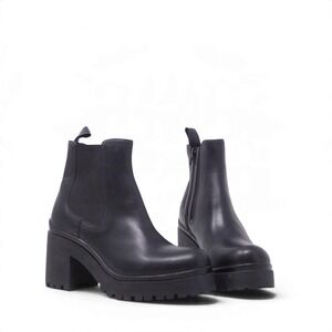 NEW Jeffrey Campbell Escob Women Ankle Boot Black Chunky Heel Lug Sole Chelsea 9